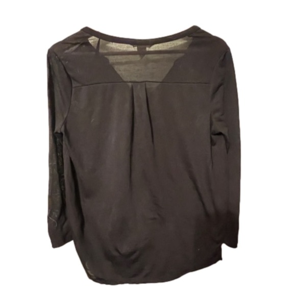 H&M Black V-Neck Button Shirt - Picture 2 of 3